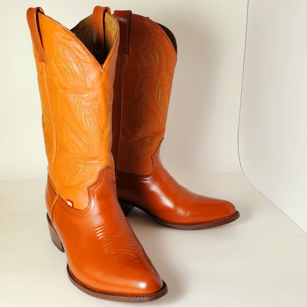 Big Bull Western Cowboy Boots Men's Reddish Brown and Tan Size 9 D Vintage